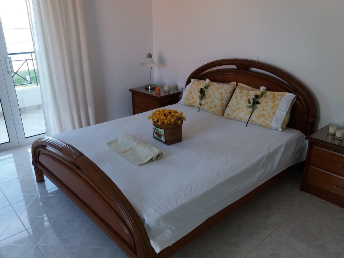 Beach House Villa Nea Makri Bagian luar foto